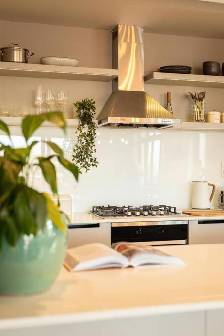 Hermanus Waterfront, Ocean Deluxe - Apartment 2 Ngoại thất bức ảnh