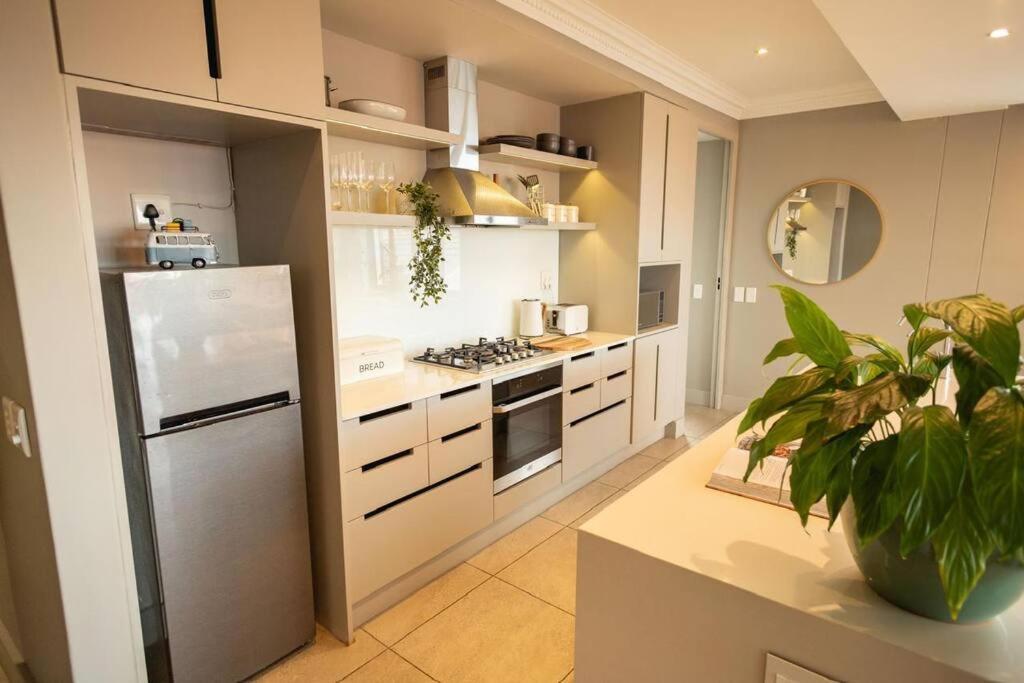 Hermanus Waterfront, Ocean Deluxe - Apartment 2 Ngoại thất bức ảnh