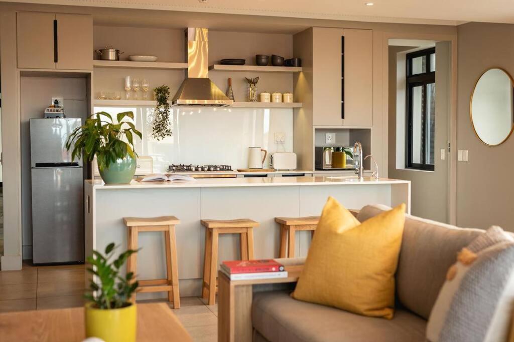 Hermanus Waterfront, Ocean Deluxe - Apartment 2 Ngoại thất bức ảnh